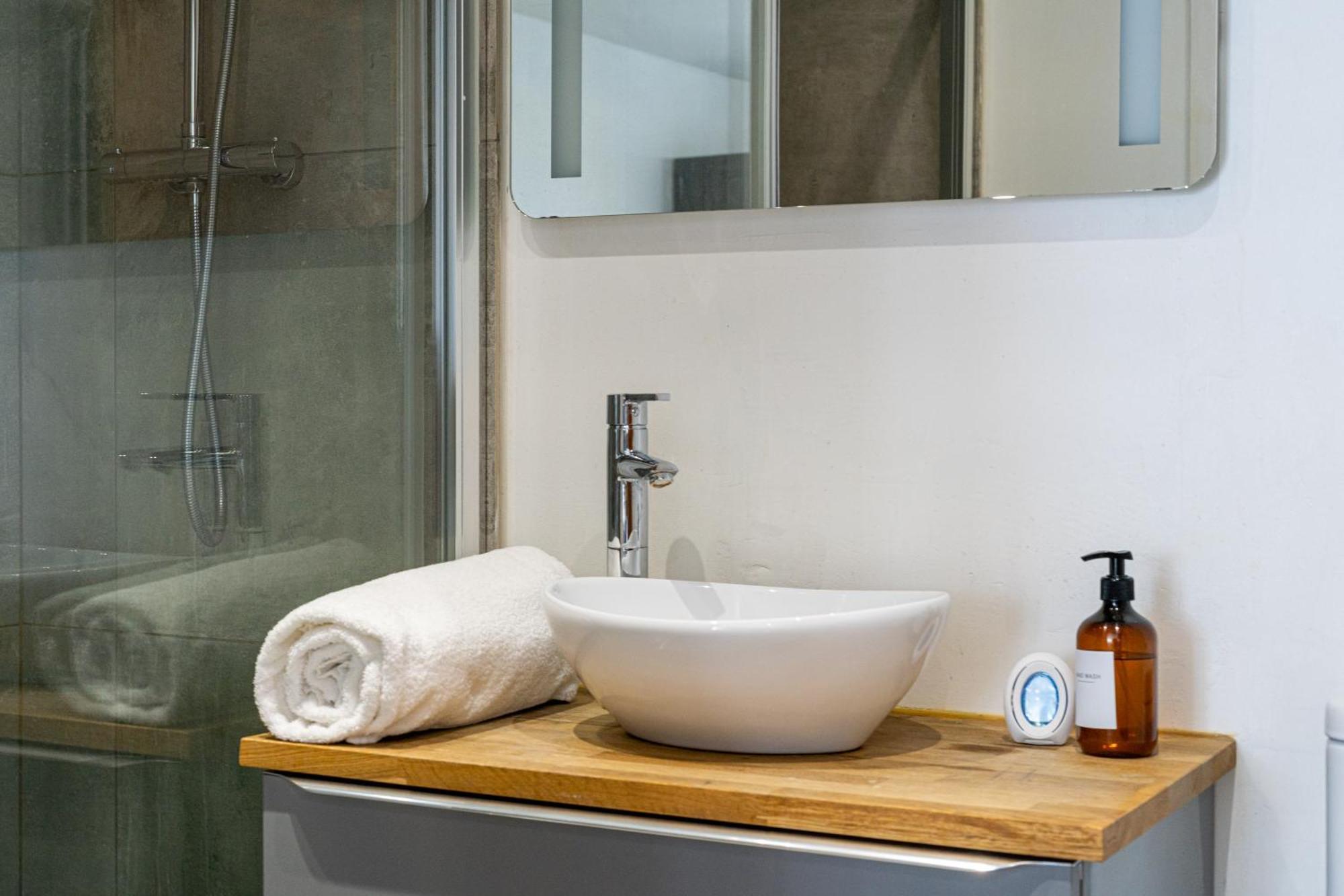 Excel Waterfront Serenity Apartamento *