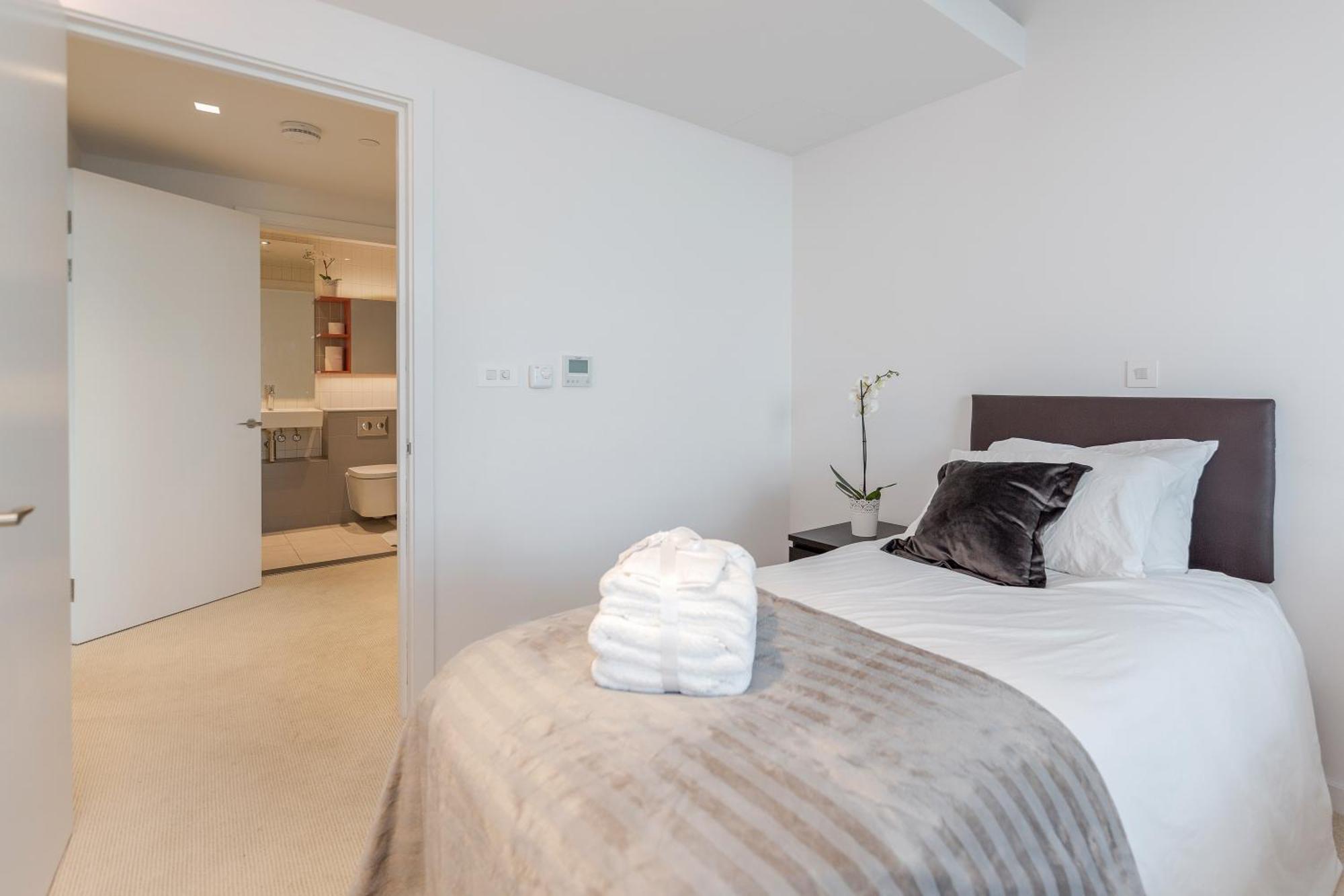 Apartamento Excel Waterfront Serenity Londres