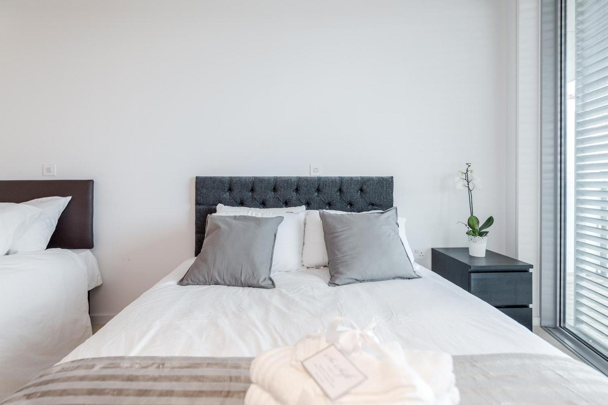 Apartamento Excel Waterfront Serenity Londres